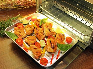 烘焙新手必備神器，交給艾美特蒸氣旋風小烤箱